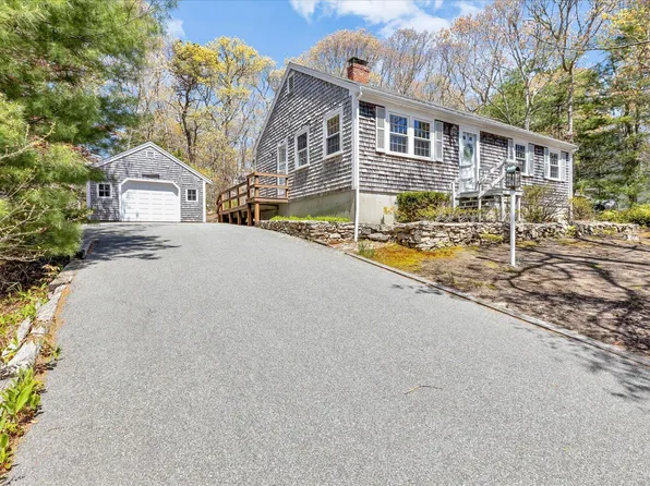 16 Cedar Lane, Brewster, MA 02631
