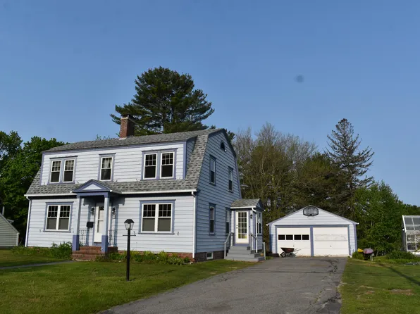 72 Greenwood Avenue, Winthrop, ME 04364