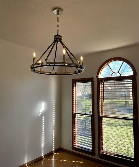 2911 Regenwood Dr — Photo 9
