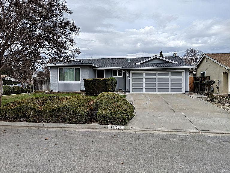 1st image of 820 Mandel Ct