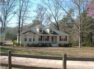 2907 Great Oaks Dr, Cottondale, FL 32431