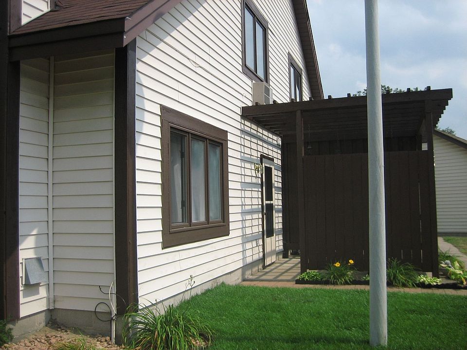 Side View with Private Patio