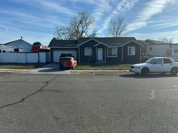 5102 Sinai Dr, Pasco, WA 99301