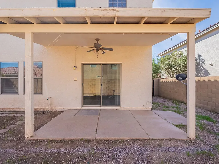 2420 E Gleneagle Dr — Photo 37