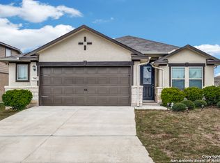 7902 Lovela Bnd, San Antonio, TX 78254