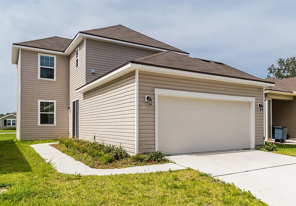 1st image of 372 Vineyard Ln