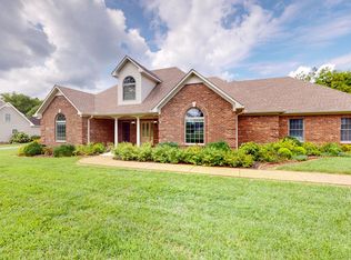 6423 Yeatman Ln, Columbia, TN 38401