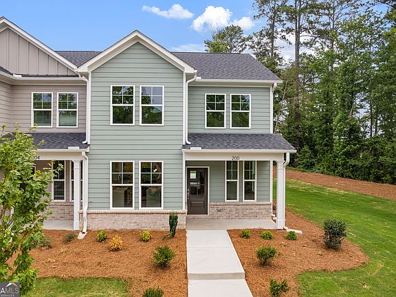 3rd image of 379 Summerville Ln #12