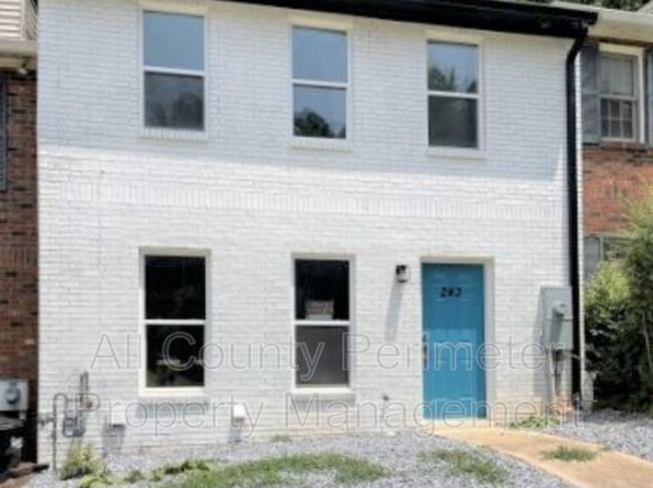 243 Timber Creek Ln SW