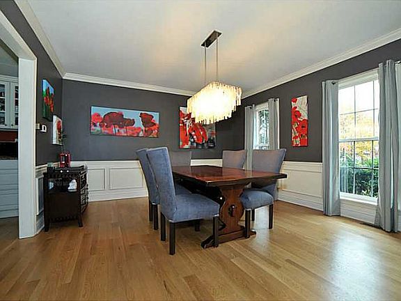 4th image of 109 Cherrington Dr