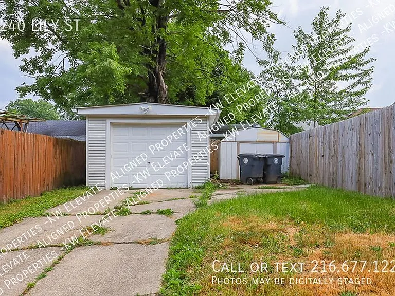 1240 Lily St — Photo 24