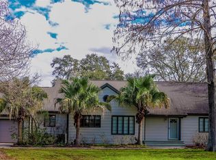 1055 Lions Park Dr, Garwood, TX 77442