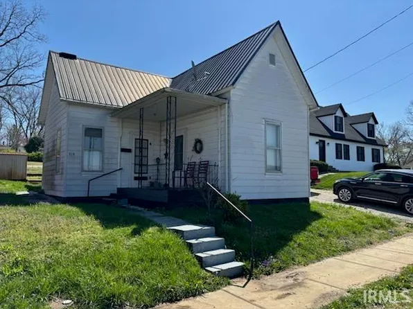 215 S 6th St, Rockport, IN 47635