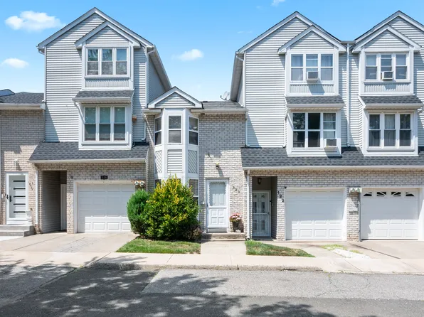 120 Rosedale Avenue image 1 of 12