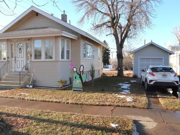 508 S Sargent Ave, Glendive, MT 59330