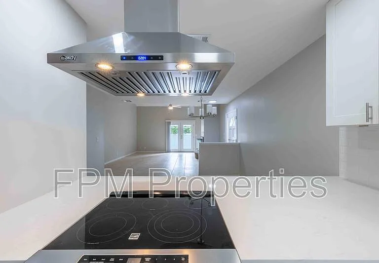 176 E Coast Dr — Photo 23