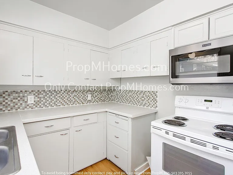 5127 SE Tibbetts St — Photo 6