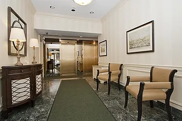 Rented by R New York