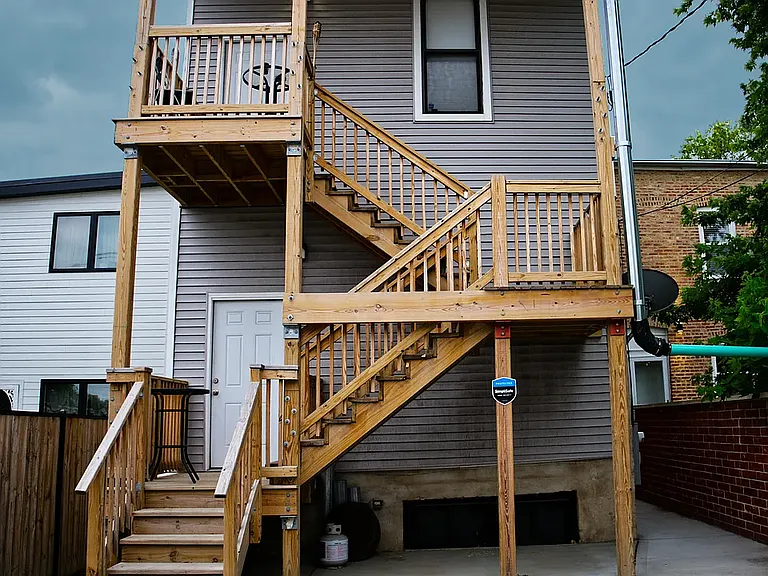 2718 W Monroe St #1 — Photo 11