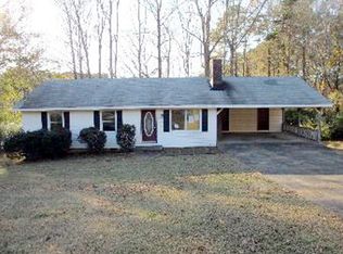 3338 Apache Cir, Oakwood, GA 30566