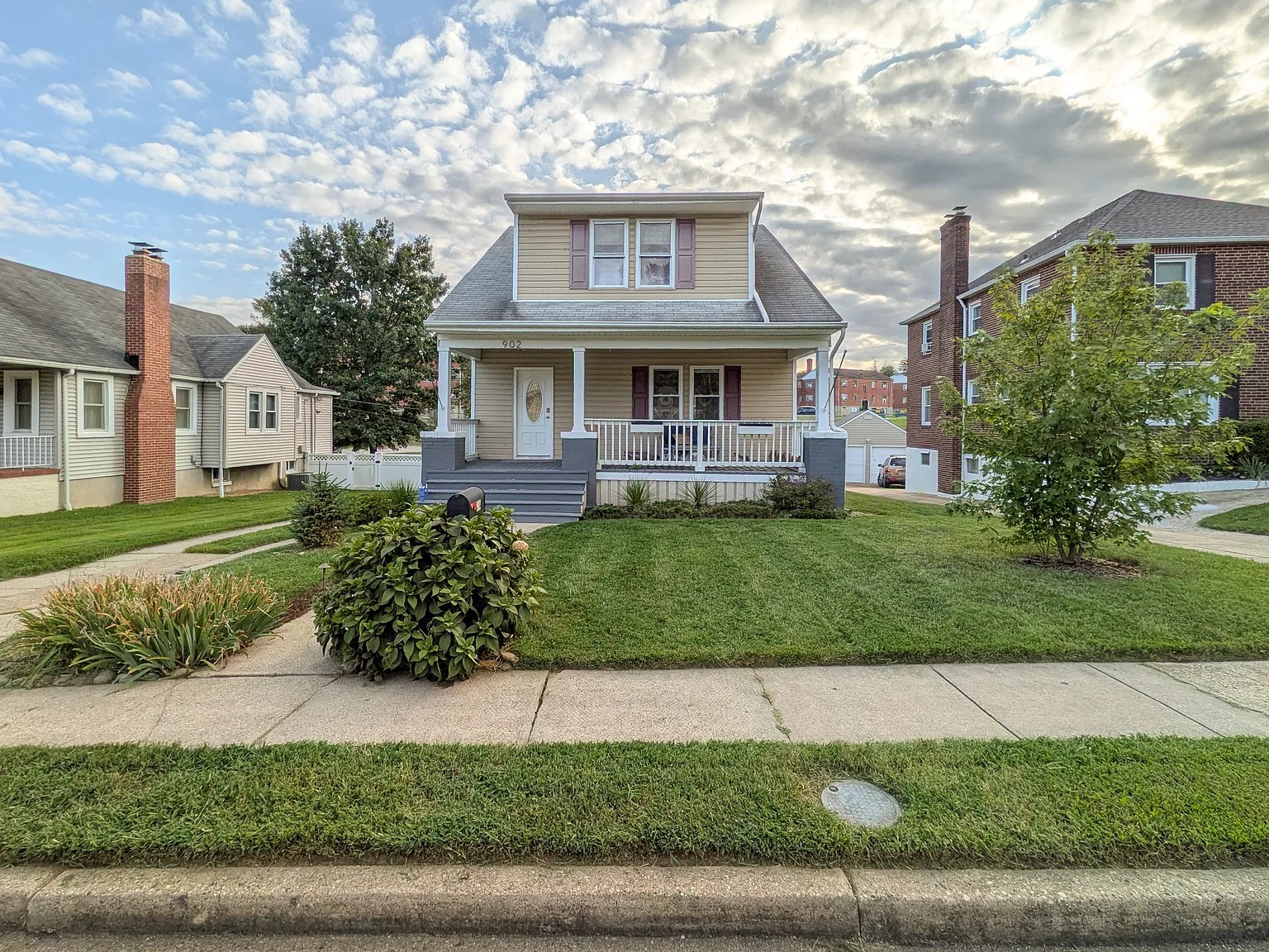 3 bed, 2050 sqft, $2,695 — Photo 1