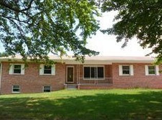 1716 Bozoo Rd, Peterstown, WV 24963
