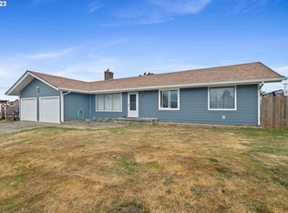 5008 Mountain View Dr, Tillamook, OR 97141