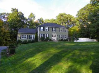 10 Partridge Trl, Bellingham, MA 02019