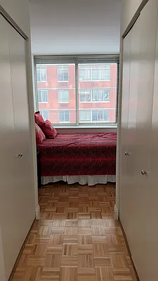 Bedroom, photo 2
