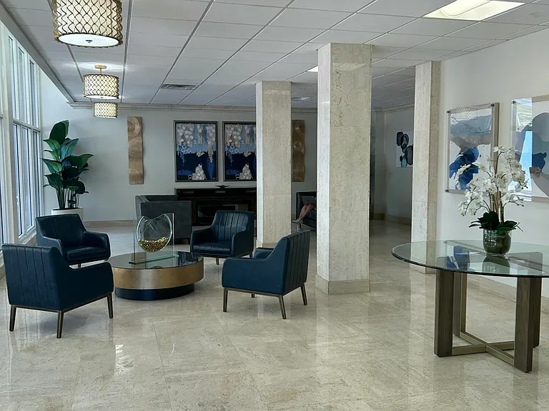 305 N Pompano Beach Blvd #205 — Photo 16