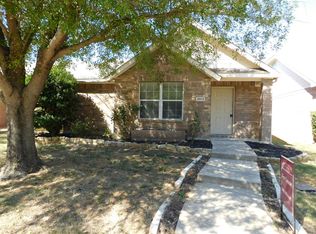 8913 Wayne St, Aubrey, TX 76227