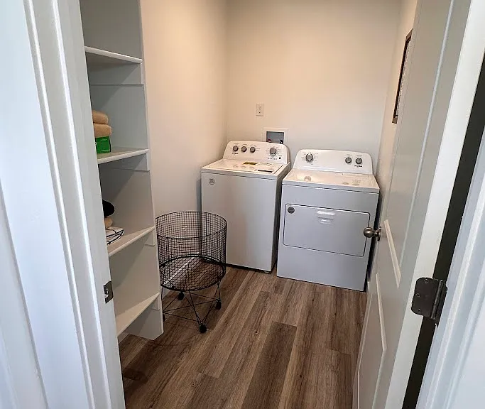 907 E Sea Horse Ct — Photo 16
