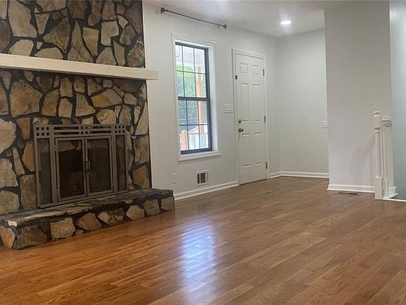 4th image of 1807 Merry Oak Rd SW