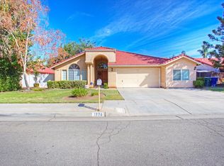 1928 E Richmond Ave, Fresno, CA 93720