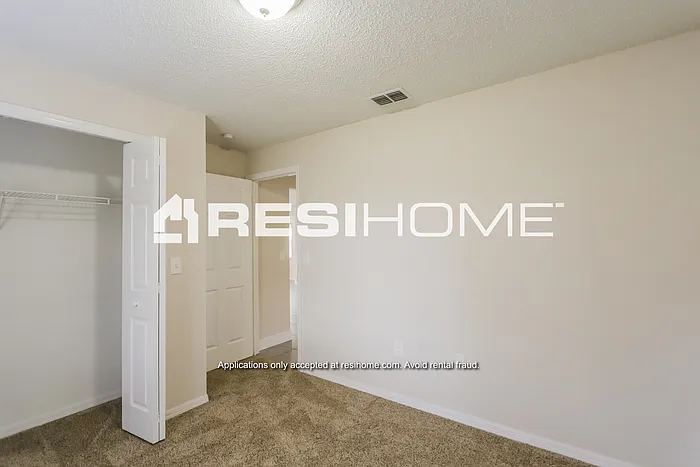 8000 Glenridge Loop W — Photo 11