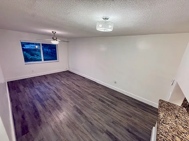 1945 NW 29th St #8 — Photo 11