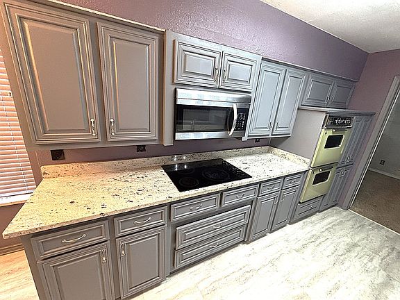 4th image of 3042 Kiestridge Dr