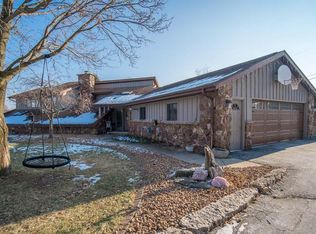 W4410 Empire Dr, Fond Du Lac, WI 54937