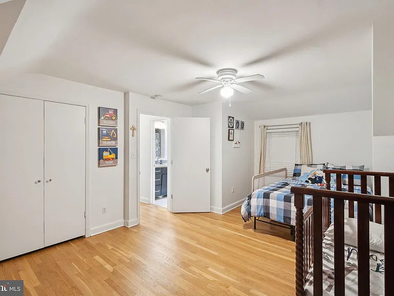 5802 Ryland Dr — Photo 17