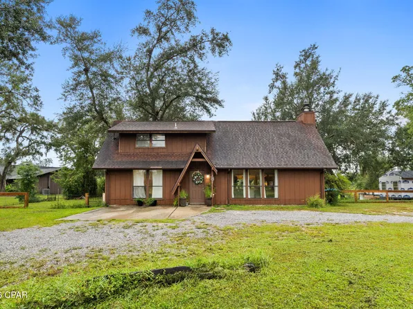 3931 Deerpoint Lake Dr, Southport, FL 32409