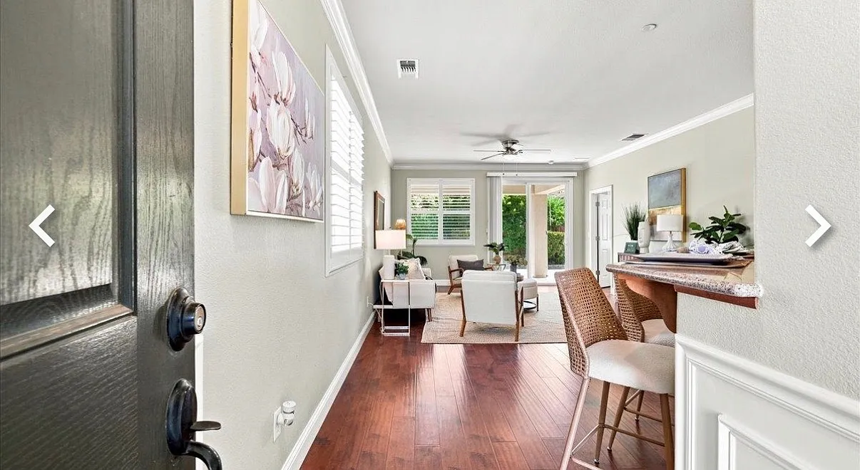 2 bed, 1330 sqft, $2,500 — Photo 3