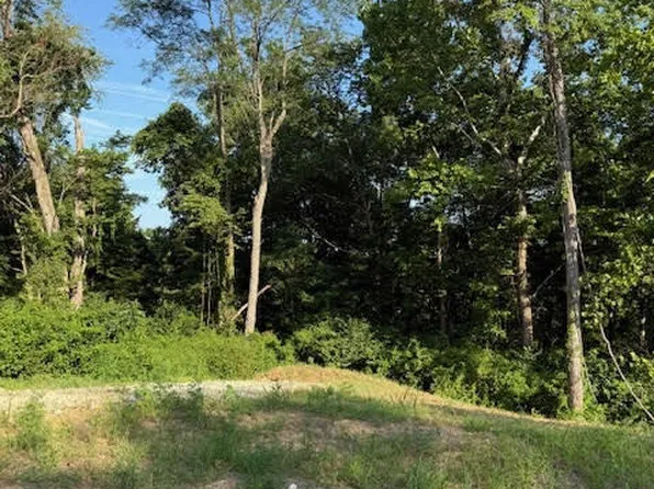 4914 Hardwood Forest Cir, La Grange, KY 40031