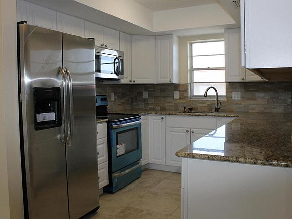 4th image of 405 Us Highway 1 APT 206