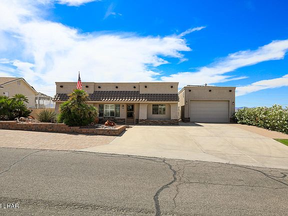 2nd image of 2030 Bombay Dr