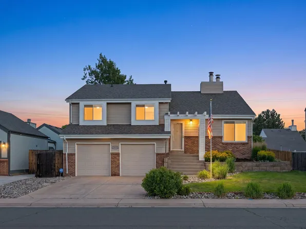 19853 E Greenwood Dr, Aurora, CO 80013