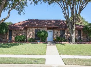 905 Timber Valley Dr, Flower Mound, TX 75028