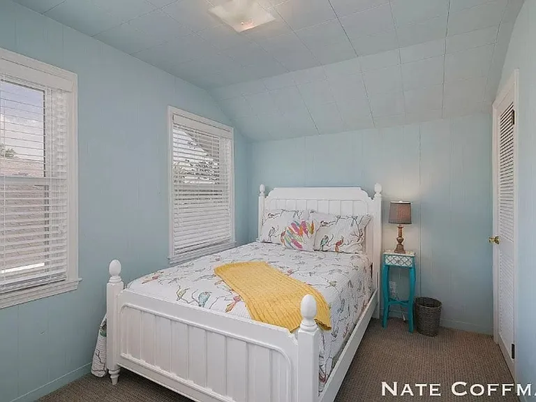 6894 Farrell Dr NE — Photo 19