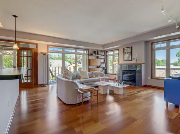 3251 Louisiana Ave S APT 225, Saint Louis Park, MN 55426
