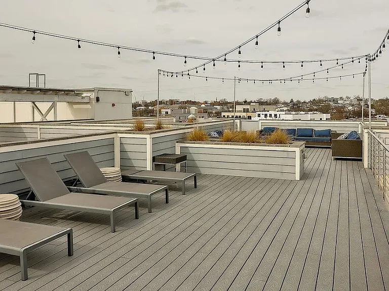 1350 Maryland Ave NE #401 — Photo 29