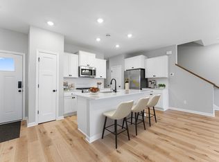 1528 Trellis Ln, West Saint Paul, MN 55118